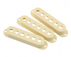 Fender Road Worn Stratocaster Pickup Cover Set - AW