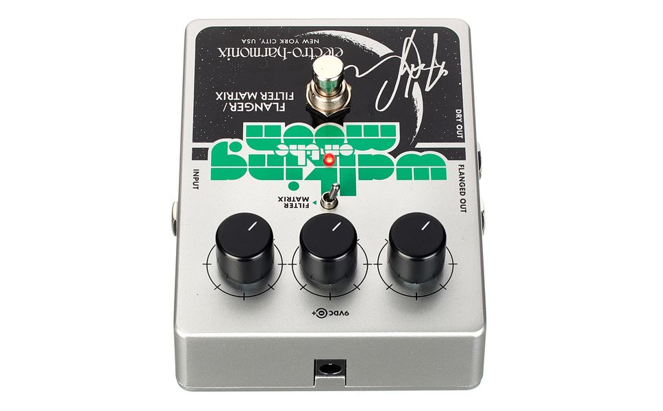 Amazon.com: Electro-Harmonix Andy Summers Walking on the