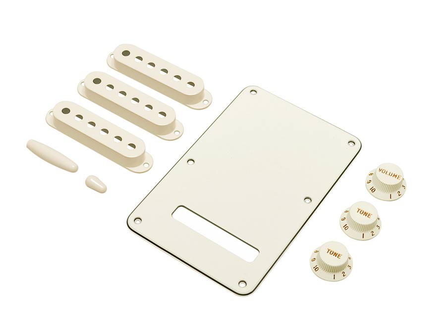 Fender Stratocaster Accessory Kit - PA - Click Image to Close