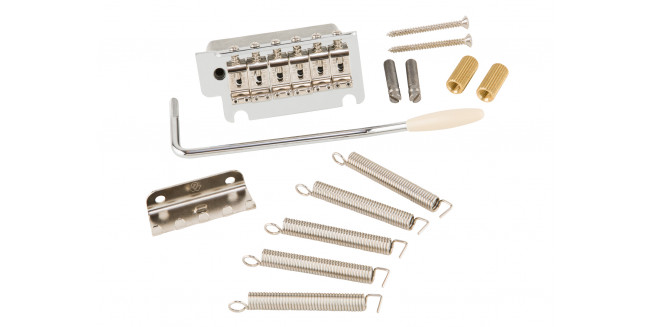 Fender Deluxe Series 2-Point Tremolo Assembly Fender Deluxe Series 2-Point Tremolo Assembly