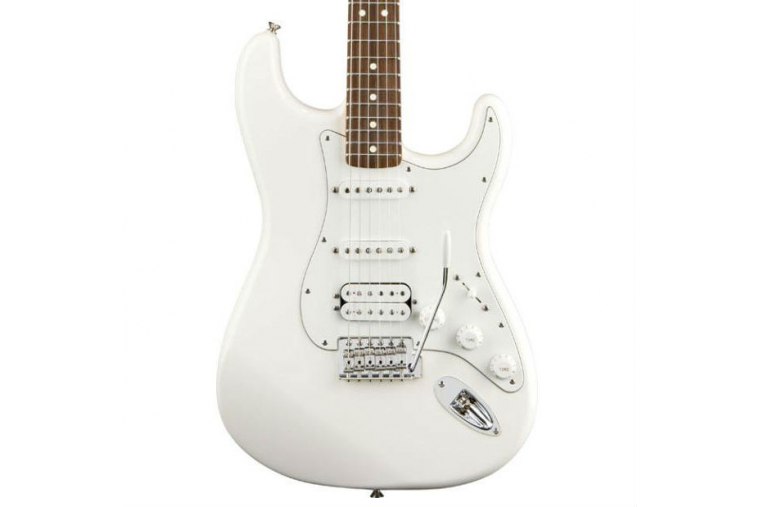 Fender Standard Stratocaster HSS - RW AW