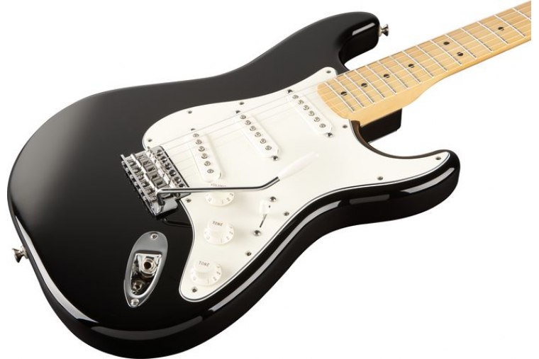 Fender Standard Stratocaster - MN BK